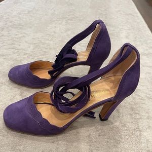 Purple suede lace around ankle shoes handmade in Italy size 6 1/2